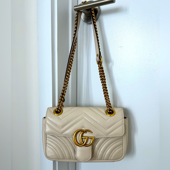 Gucci Women's Shoulder Bags - Cream